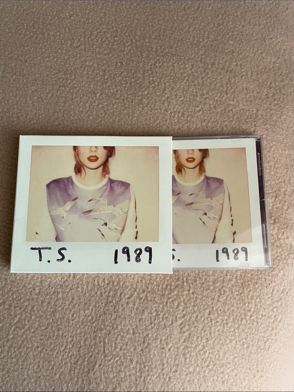 Taylor Swift 1989 CD and Jacket NWOT